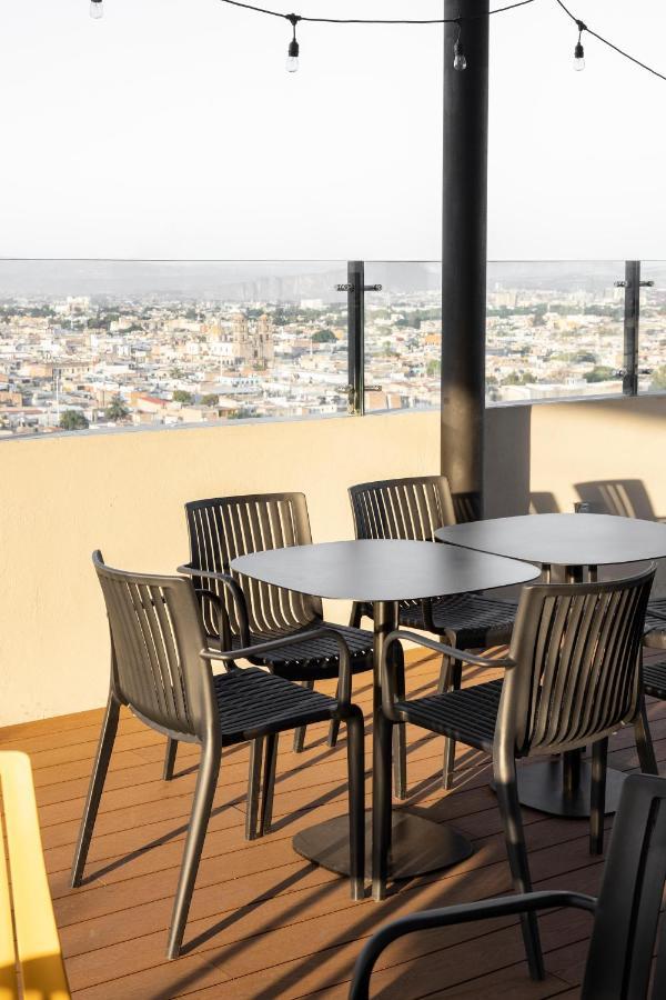 Loft In The Heart Of Americana, Have An Artsy Stay Guadalajara Bagian luar foto