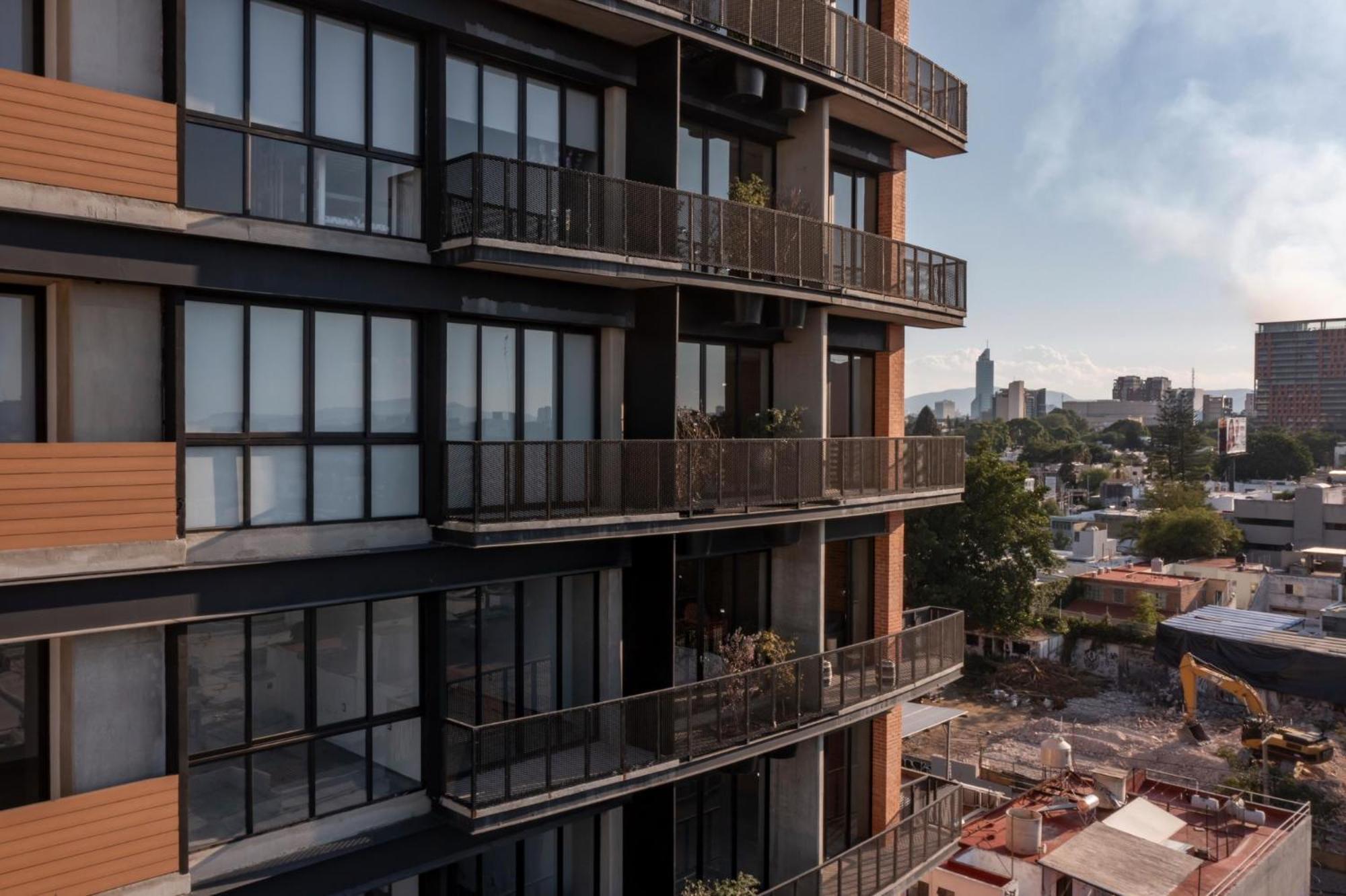 Loft In The Heart Of Americana, Have An Artsy Stay Guadalajara Bagian luar foto